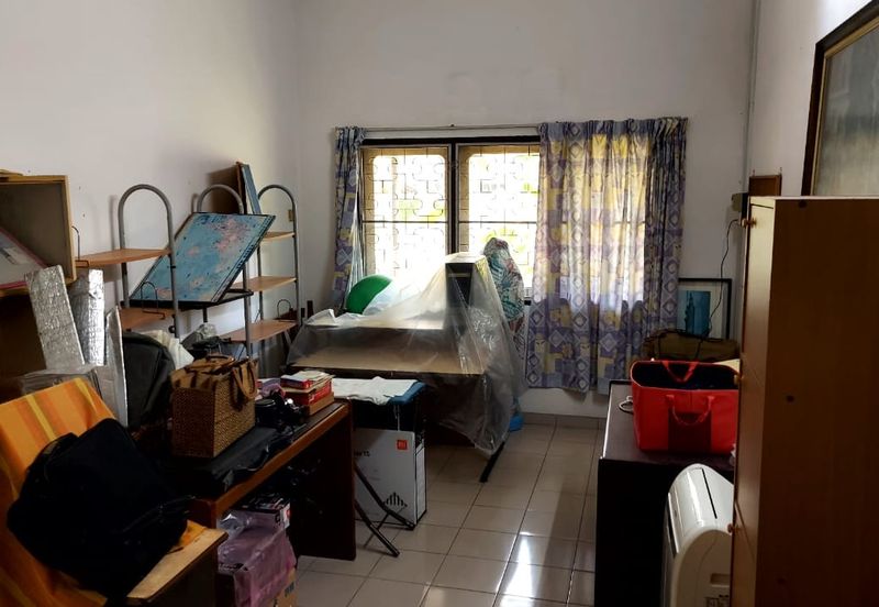 TAMAN KINTA, JALAN KAMPAR