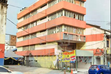 Pudu 6 Storey Shophouse