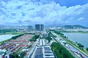 Aurora Tower @ Eco Sky