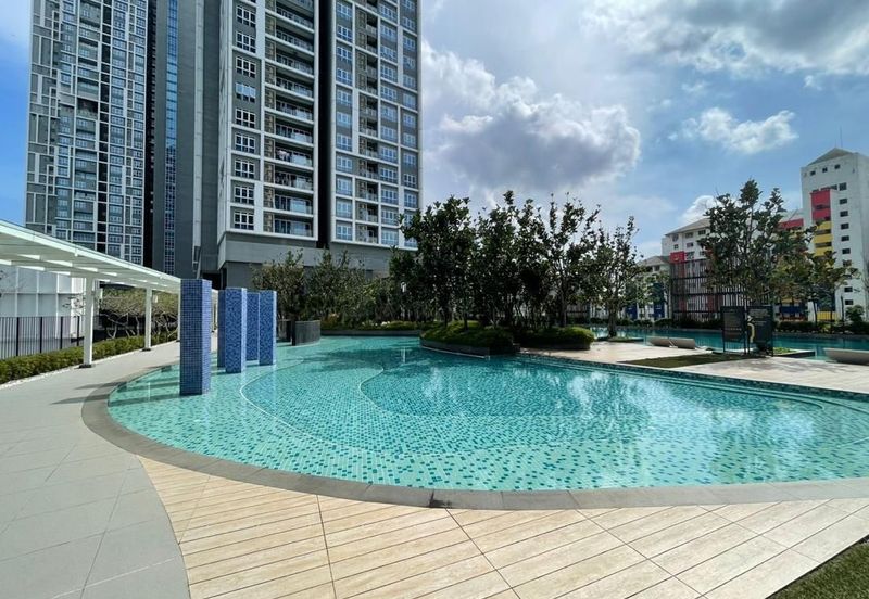 Aurora Tower @ Eco Sky