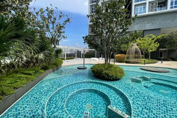 Aurora Tower @ Eco Sky