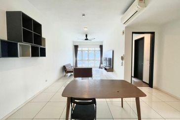 Aurora Tower @ Eco Sky