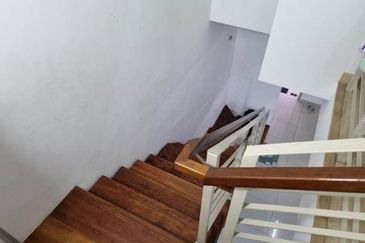 Ariza Elmina Gardens