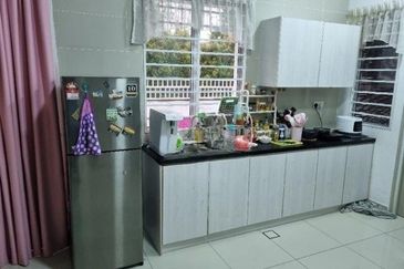 Ariza Elmina Gardens