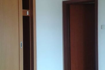 Suasana Sentral Condominium