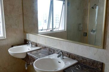 Suasana Sentral Condominium