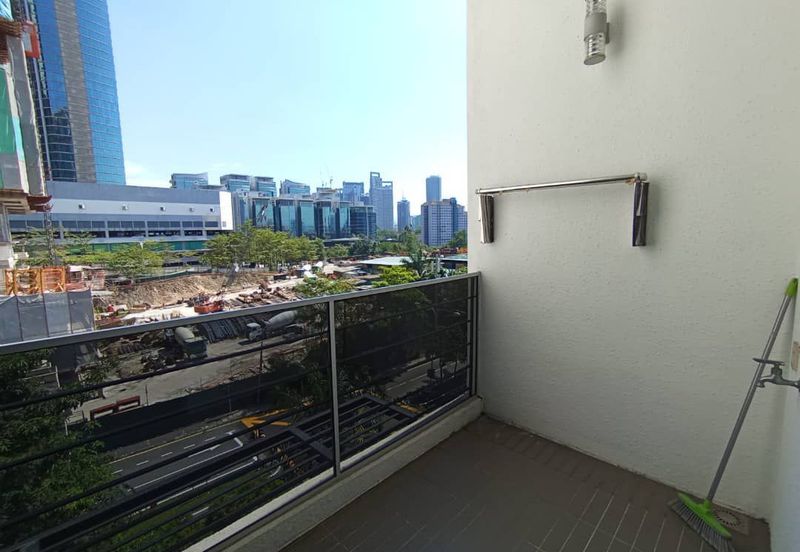 Centrio SoHo @ Pantai Hillpark