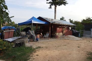 Dong Bukit Kemuning Dusun Land