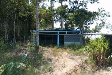 Dong Bukit Kemuning Dusun Land