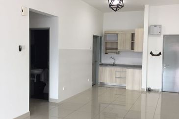 Zeta DeSkye Residence