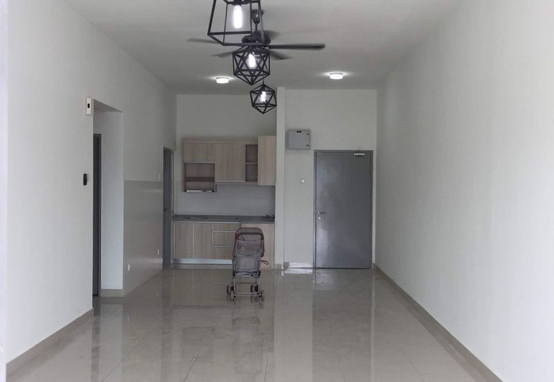 Zeta DeSkye Residence