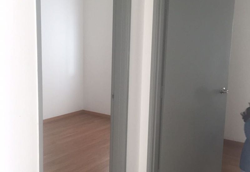 Zeta DeSkye Residence