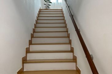 The Colony by Infinitum