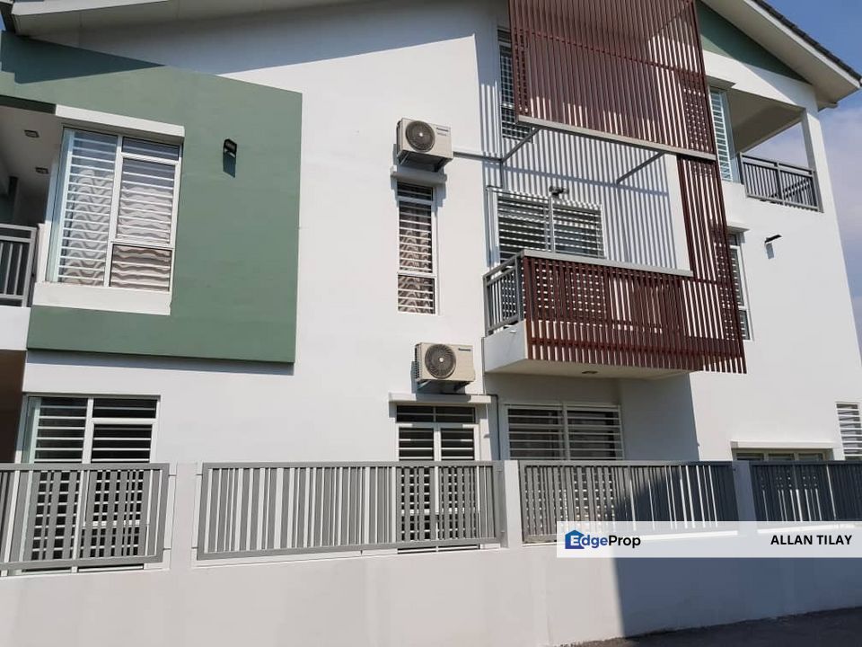 M Residence 1 (2½ Storey) Canal Link @ Rawang , Selangor, Rawang