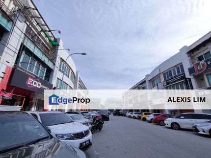 Ground Floor Shop at Bandar Bukit Tinggi Commercial Area, Selangor, Klang