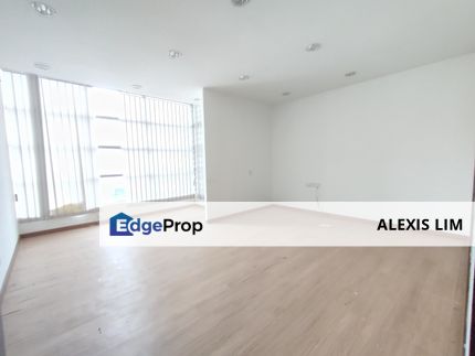 Renovated 2000sqft Shop Office @ Bandar Bukit Tinggi , Selangor, Klang