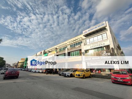 Ground Floor Shoplot Facing Giant @ Bandar Bukit Tinggi , Selangor, Klang