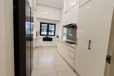 Dalia Residences @ Tropicana Aman