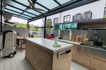 Dalia Residences @ Tropicana Aman