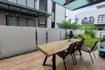 Dalia Residences @ Tropicana Aman