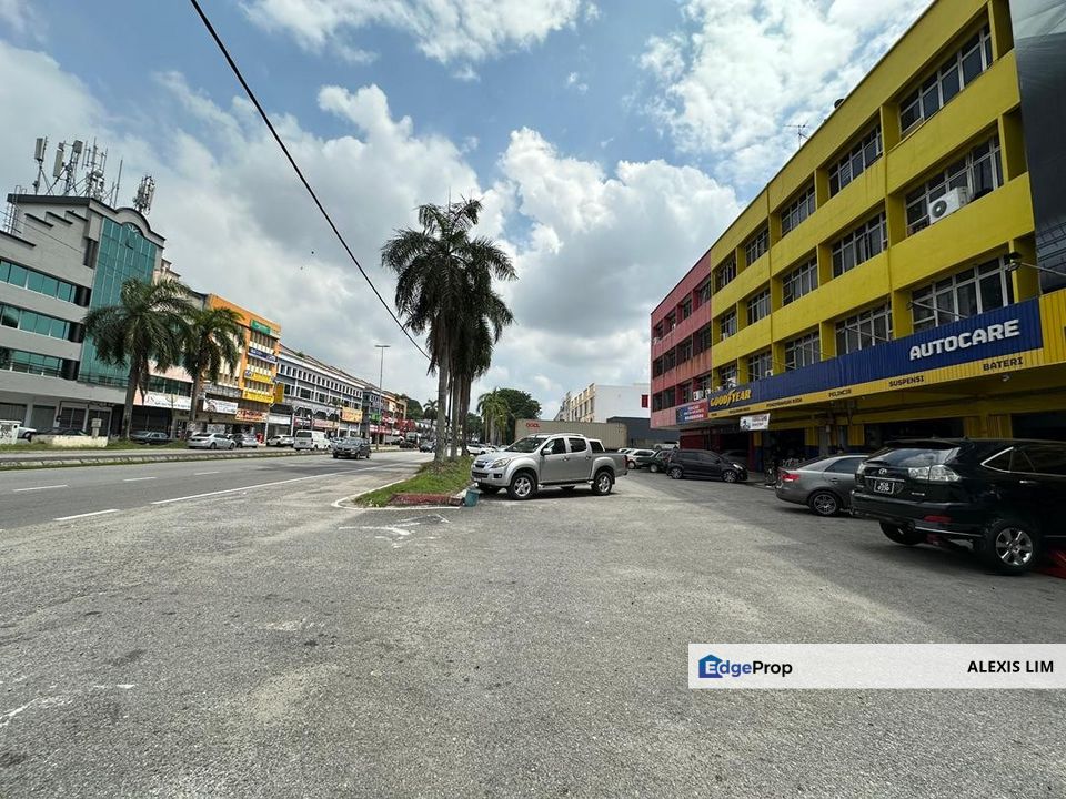  4-Storey Commercial Shoplot @ Jalan Kapar, Kawasan 18, Klang – For Sale At Only RM 1,800,000 , Selangor, Klang