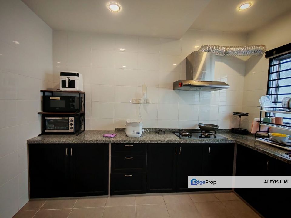 Fully furnished Double storey Intermediate Superlink Terrace for RENT at Bandar Parklands, Selangor, Klang