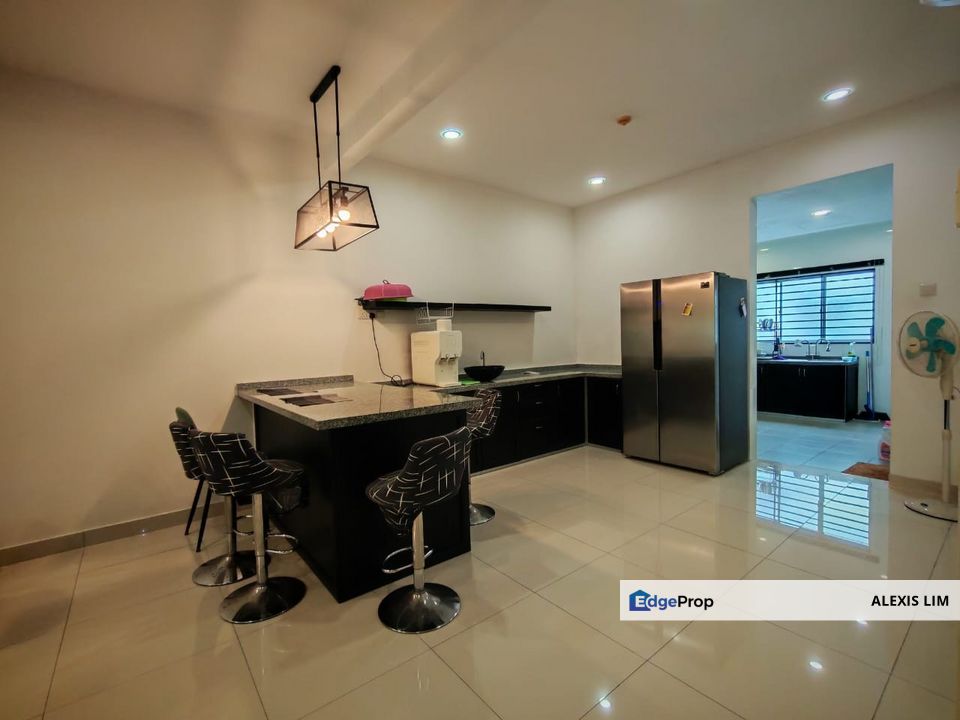 Fully furnished Double storey Intermediate Superlink Terrace for RENT at Bandar Parklands, Selangor, Klang
