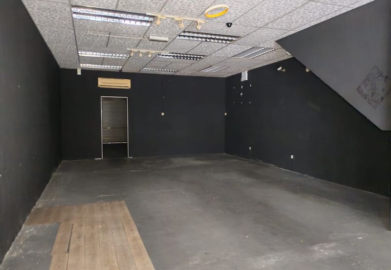 Bayu Tinggi Commercial Centre -Taipan