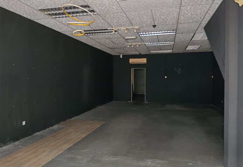 Bayu Tinggi Commercial Centre -Taipan