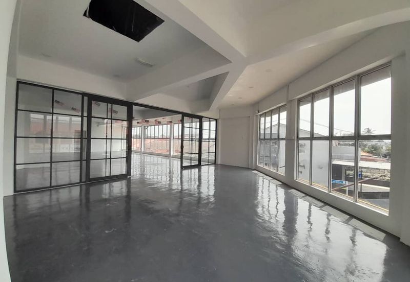 Teluk Pulai Commercial Center