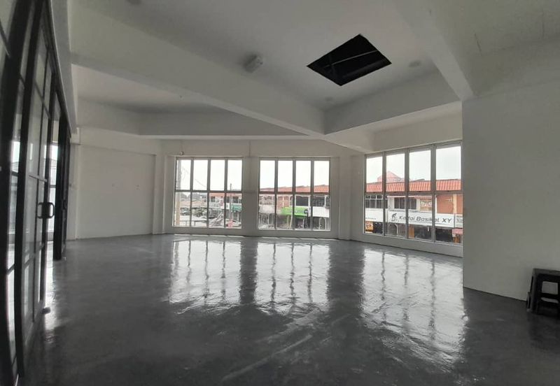 Teluk Pulai Commercial Center