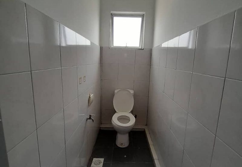 Teluk Pulai Commercial Center