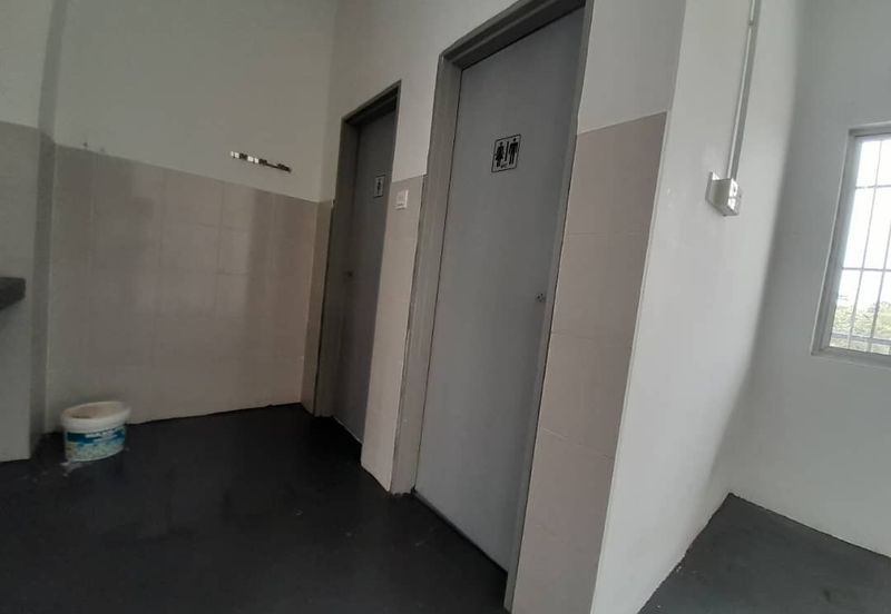 Teluk Pulai Commercial Center