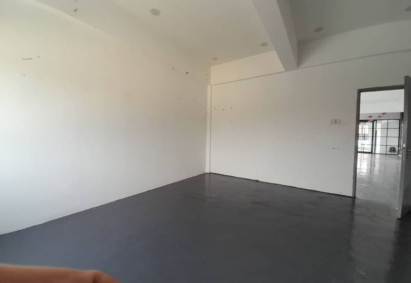 Teluk Pulai Commercial Center