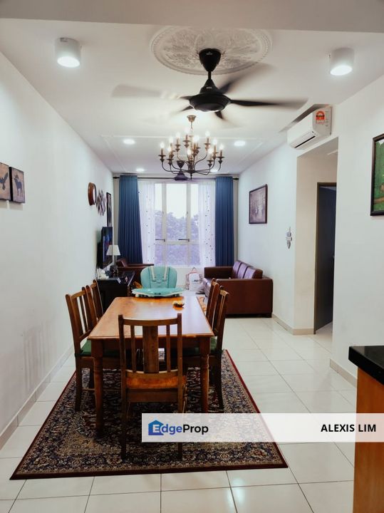 Trifolis Apartment @ Bandar Bukit Tinggi, Klang, Selangor, Klang