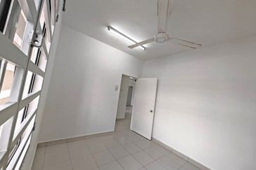 Pangsapuri Akasia, Bandar Botanic