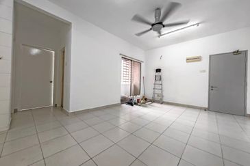 Pangsapuri Akasia, Bandar Botanic