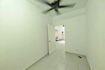 Pangsapuri Akasia, Bandar Botanic