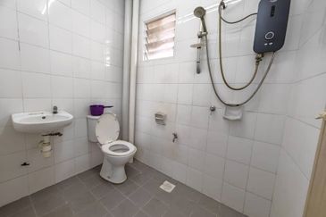 Pangsapuri Akasia, Bandar Botanic