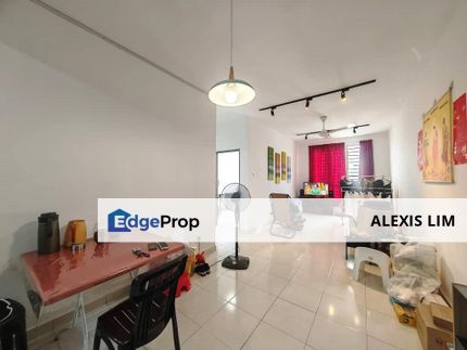 Trifolis Apartment @ Bandar Bukit Tinggi, Klang, Selangor, Klang