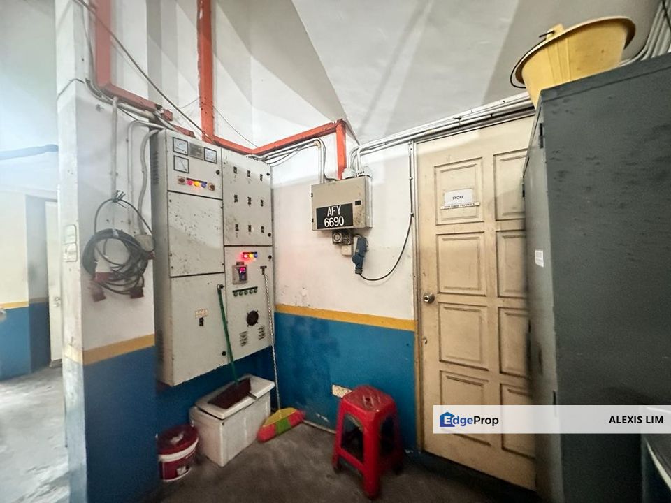 3 Storey Semi-D Factory @ Sungai Puloh Industrial Park , Selangor, Klang