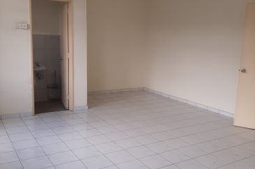 Double Storey for sale saujana damansara