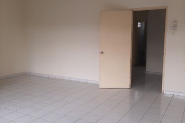 Double Storey for sale saujana damansara