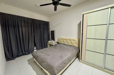 Seri Austin Luxury Apartment