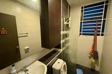 Seri Austin Luxury Apartment