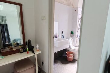 Austin Residence @Taman Mount Austin