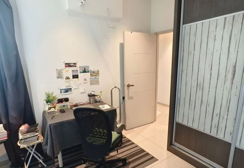 P'residen, Bandar Baru Permas Jaya