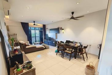 P'residen, Bandar Baru Permas Jaya