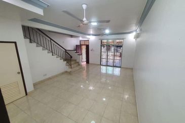 Taman Austin Perdana