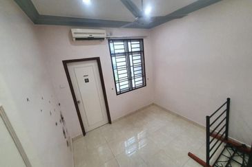 Taman Austin Perdana